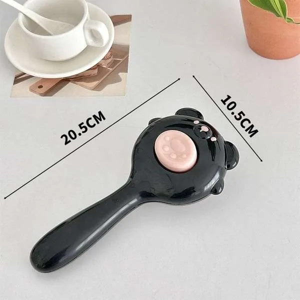 Brush bear black
